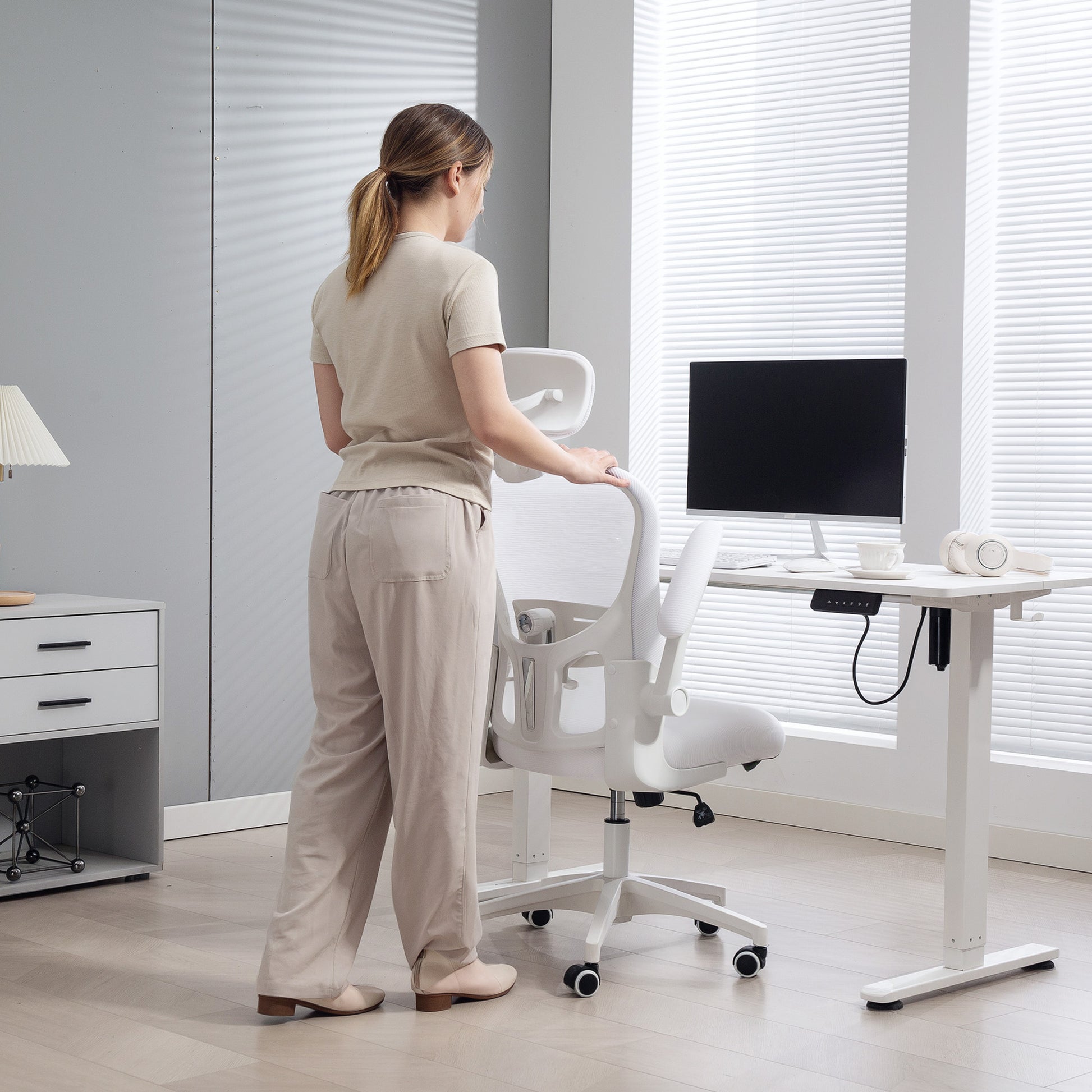 Mesh Office Chair with Headrest, Lumbar Support, 90° Arm