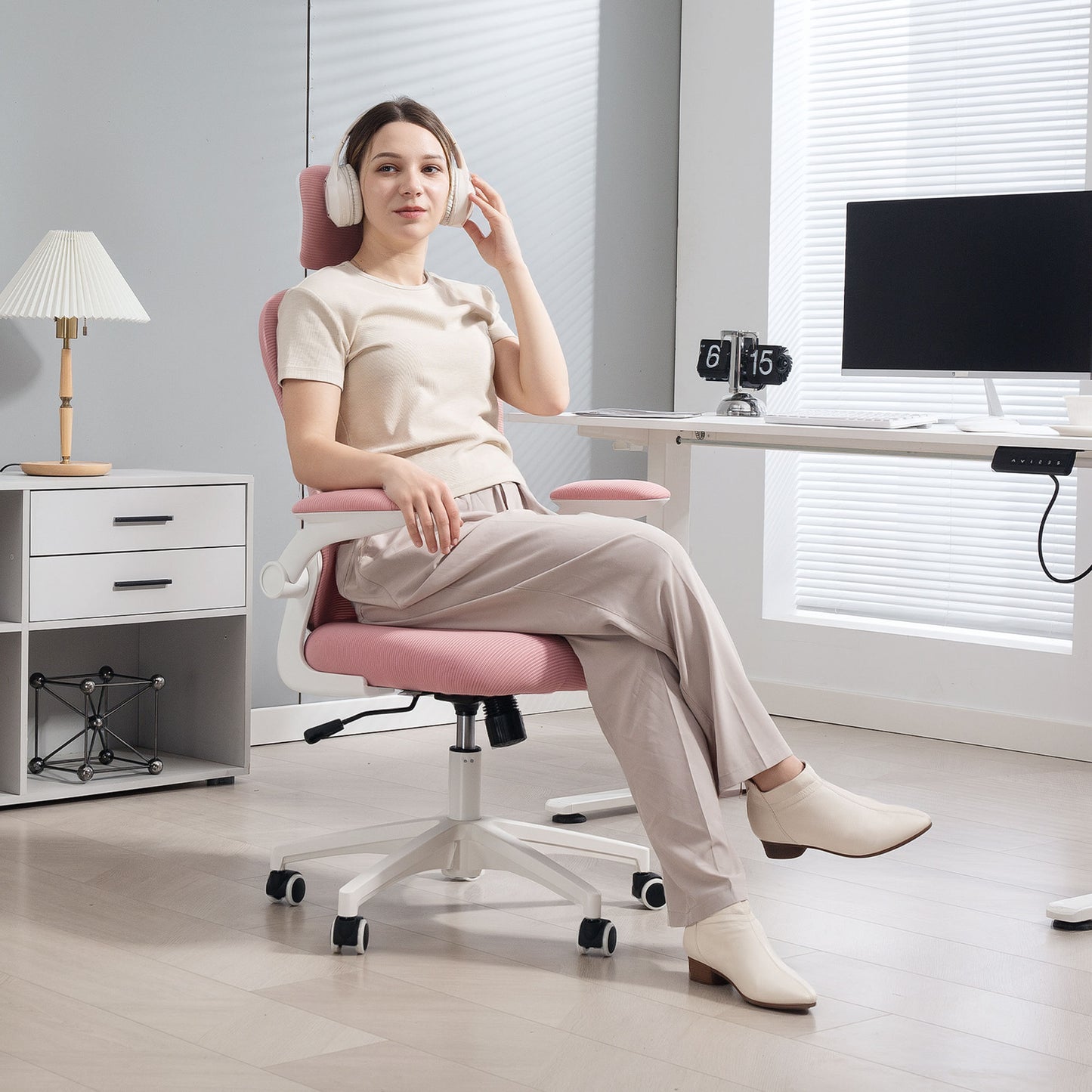 Mesh Office Chair with Headrest, Lumbar Support, 90° Arm